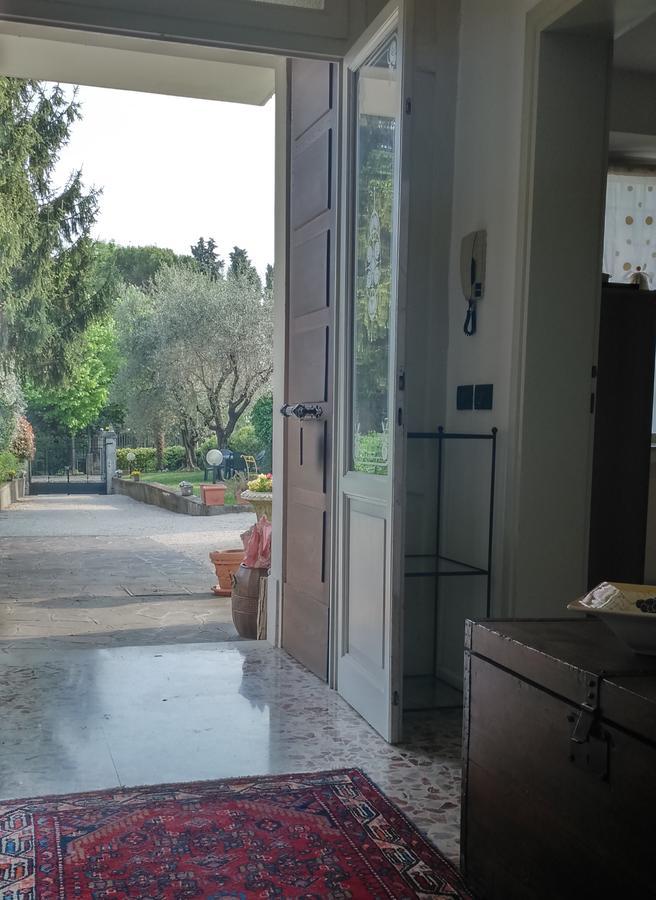 Appartamento Villa Margherita Дезенцано-дель-Гарда Экстерьер фото