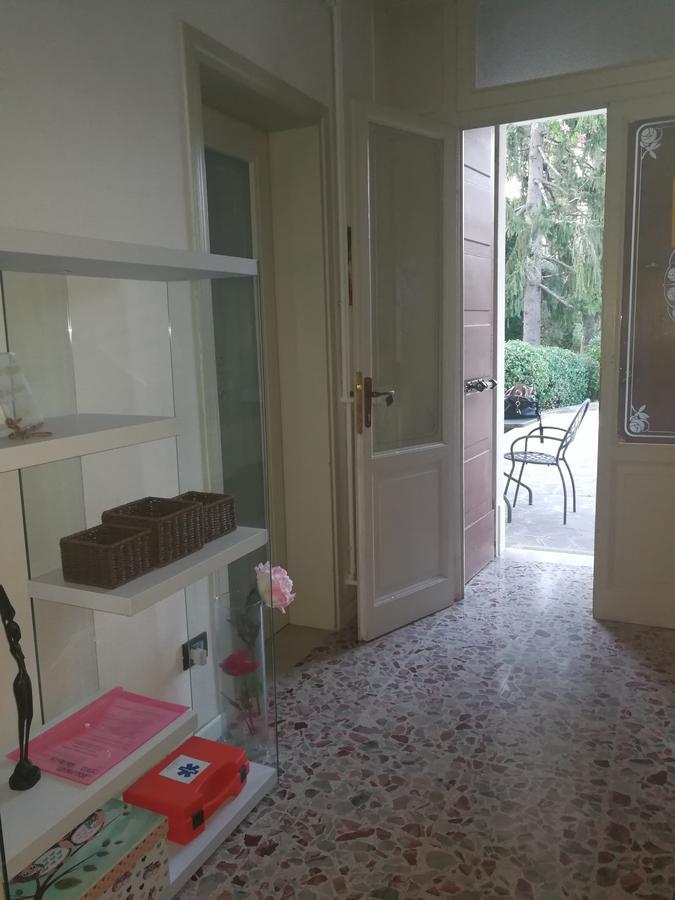 Appartamento Villa Margherita Дезенцано-дель-Гарда Экстерьер фото