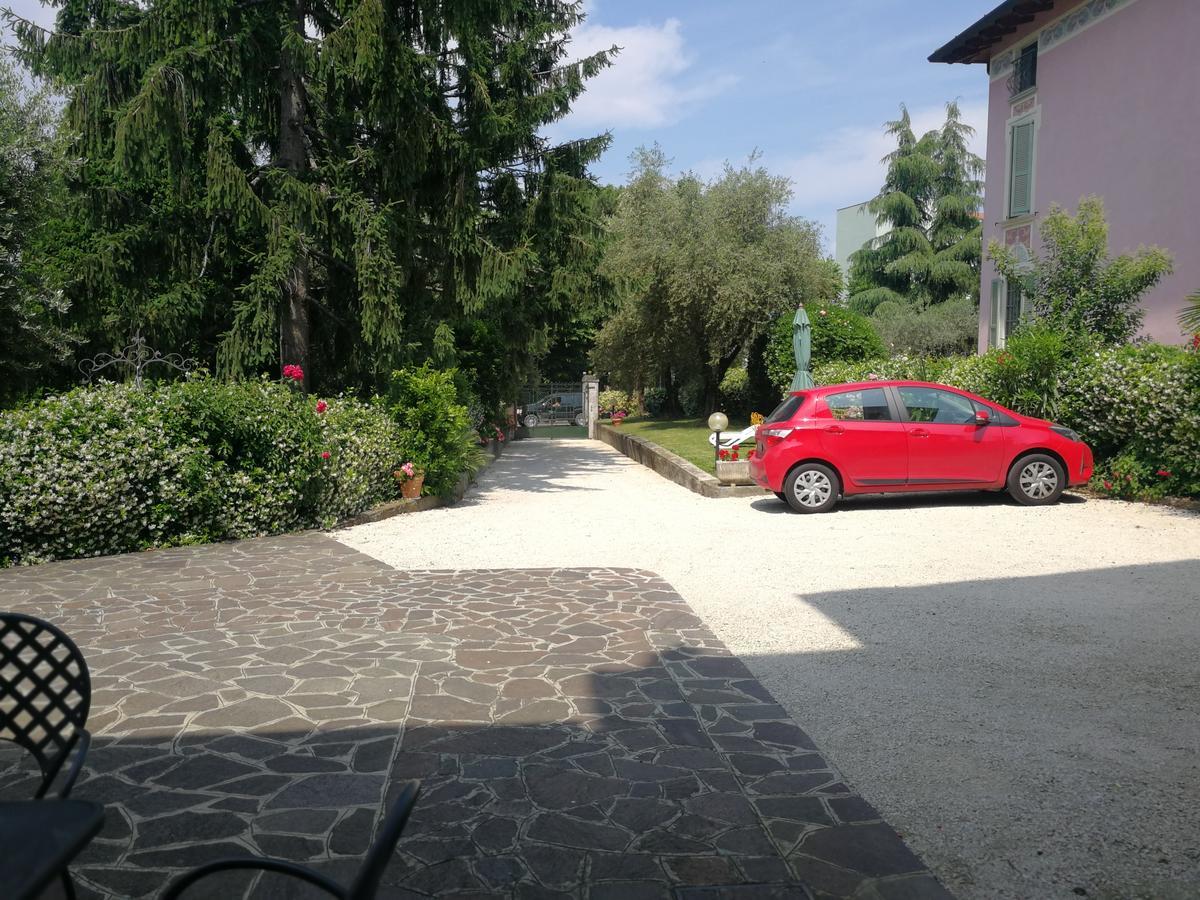 Appartamento Villa Margherita Дезенцано-дель-Гарда Экстерьер фото